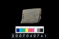 藏品(磨製石器殘件)的圖片