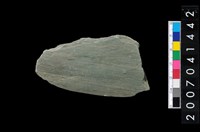 藏品(磨製石器殘件)的圖片