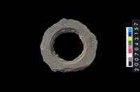 藏品(石環製作材料-旋截圓環粗胚)的圖片