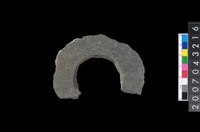 藏品(石環製作材料-旋截圓環粗胚殘件)的圖片