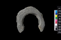 藏品(石環製作材料-旋截圓環粗胚殘件)的圖片