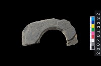 藏品(石環製作材料-旋截圓環粗胚殘件)的圖片