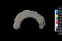 藏品(石環製作材料－旋截圓環粗胚殘件)的圖片