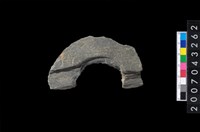 藏品(石環製作材料－旋截圓環粗胚殘件)的圖片