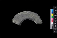 藏品(石環製作材料－旋截圓環粗胚殘件)的圖片