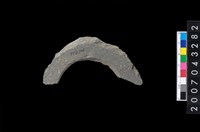 藏品(石環製作材料-旋截圓環粗胚殘件)的圖片