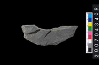 藏品(石環製作材料-旋截圓環粗胚殘件)的圖片