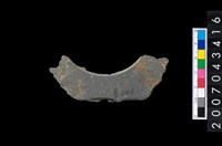 藏品(石環製作材料-旋截圓環粗胚殘件)的圖片