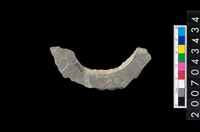 藏品(石環製作材料-旋截圓環粗胚殘件)的圖片