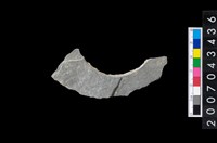 藏品(石環製作材料-旋截圓環粗胚殘件)的圖片