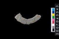 藏品(石環製作材料－旋截圓環粗胚殘件)的圖片