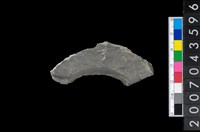 藏品(石環製作材料-旋截圓環粗胚殘件)的圖片