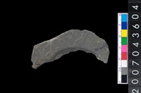 藏品(石環製作材料-旋截圓環粗胚殘件)的圖片