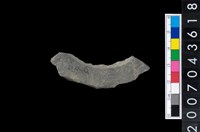 藏品(石環製作材料-旋截圓環粗胚殘件)的圖片