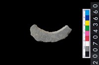 藏品(石環製作材料-旋截圓環粗胚殘件)的圖片