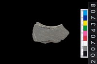 藏品(石環製作材料-旋截圓環粗胚殘件)的圖片