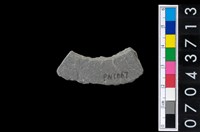 藏品(石環製作材料-旋截圓環粗胚殘件)的圖片