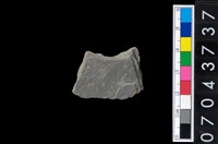 藏品(石環製作材料-旋截圓環粗胚殘件)的圖片