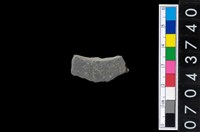 藏品(石環製作材料-旋截圓環粗胚殘件)的圖片