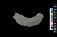 藏品(石環製作材料-旋截圓環粗胚殘件)的圖片