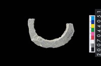 藏品(石環製作材料－旋截圓環粗胚殘件)的圖片