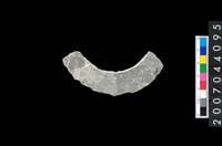 藏品(石環製作材料-旋截圓環粗胚殘件)的圖片