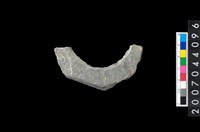 藏品(石環製作材料-旋截圓環粗胚殘件)的圖片