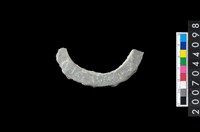 藏品(石環製作材料-旋截圓環粗胚殘件)的圖片