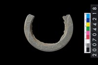 藏品(石環製作材料-帶搓磨痕石環粗胚)的圖片