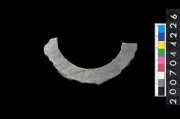 藏品(石環製作材料-帶搓磨痕石環粗胚)的圖片