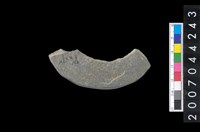 藏品(石環製作材料－帶搓磨痕石環粗胚)的圖片