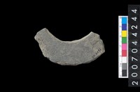 藏品(石環製作材料－旋截圓環粗胚殘件)的圖片