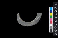 藏品(石環製作材料－帶搓磨痕石環粗胚)的圖片