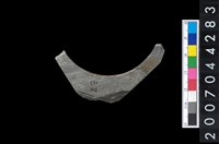 藏品(石環製作材料－帶搓磨痕石環粗胚)的圖片