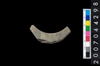 藏品(石環製作材料－帶搓磨痕石環粗胚)的圖片