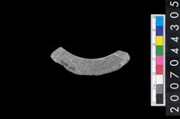 藏品(石環製作材料-帶搓磨痕石環粗胚)的圖片