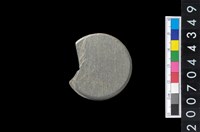 藏品(石環製作廢料-旋截圓核)的圖片