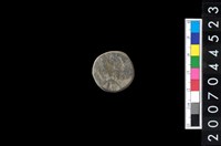 藏品(石環製作廢料-旋截內核)的圖片