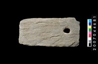 藏品(帶穿板岩片)的圖片