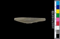 藏品(不明磨製石器殘件)的圖片