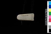 藏品(磨製石器殘件)的圖片