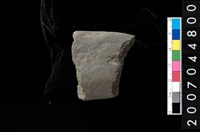 藏品(磨製石器殘件)的圖片