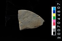 藏品(磨製石器殘件)的圖片