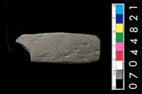 藏品(磨製石器殘件)的圖片