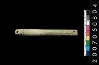 藏品(兩端帶穿玉棒)的圖片