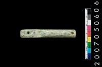 藏品(兩端帶穿玉棒)的圖片