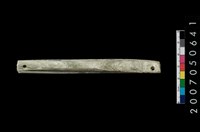 藏品(兩端帶穿玉棒)的圖片