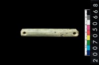 藏品(兩端帶穿玉棒)的圖片