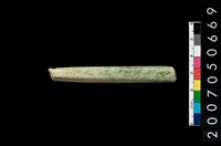 藏品(兩端帶穿玉棒)的圖片