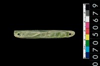 藏品(兩端帶穿玉棒)的圖片